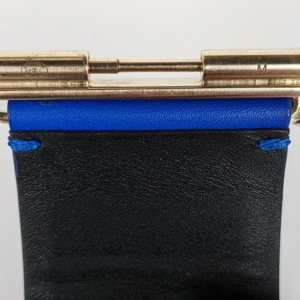 SOLD Chanel Blue Leather CC Cuff Bracelet - Picture 4 of 5